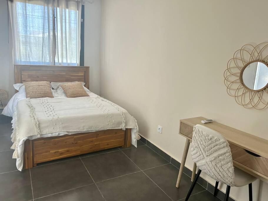 Appartement A 2 Pas De La Plage De Terre Sainte Kültér fotó