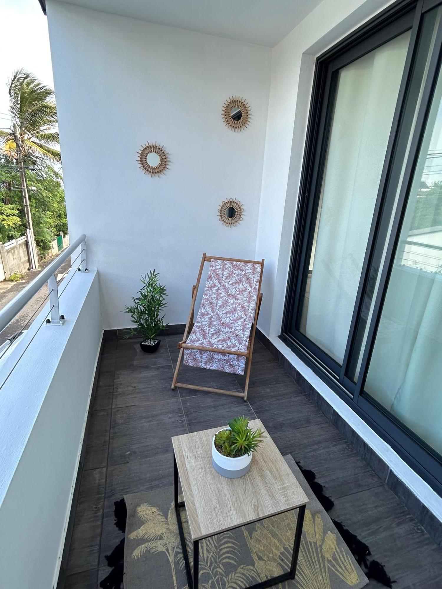 Appartement A 2 Pas De La Plage De Terre Sainte Kültér fotó